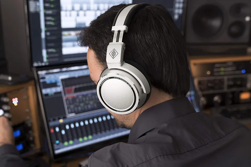 NDH20 Closed Back Studio Headphone