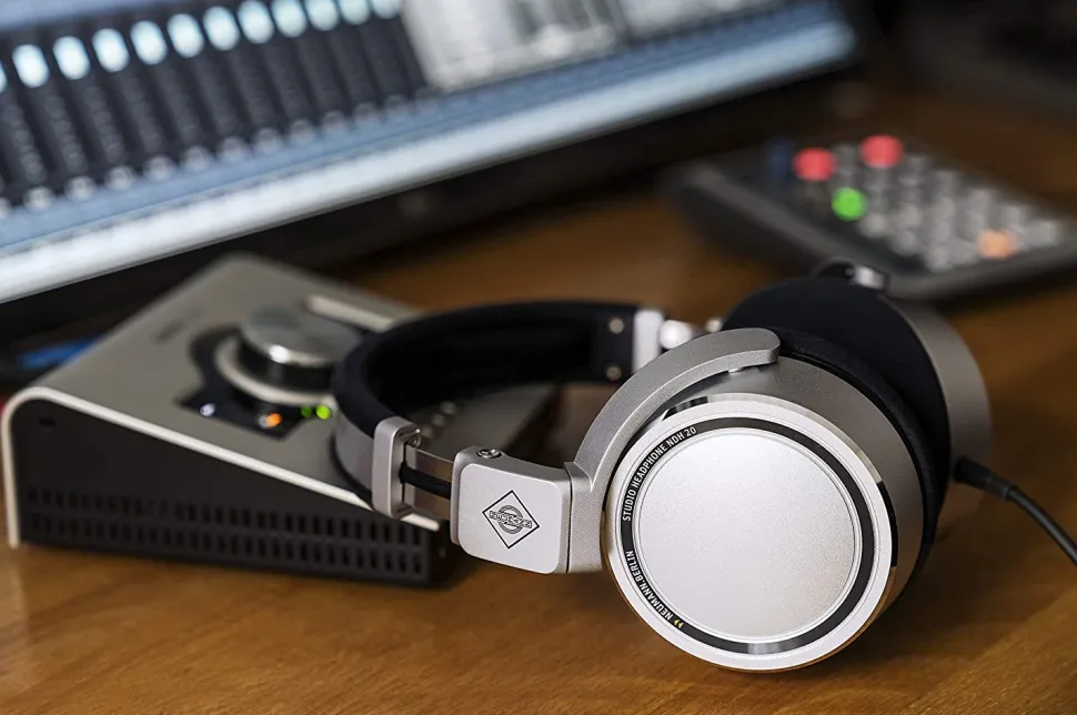 NDH20 Closed Back Studio Headphone
